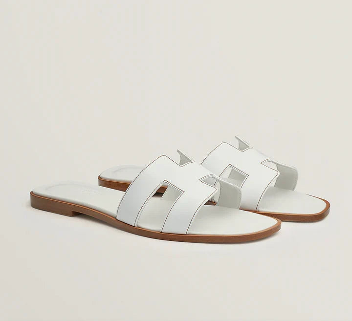 „Herm“-Sandalen