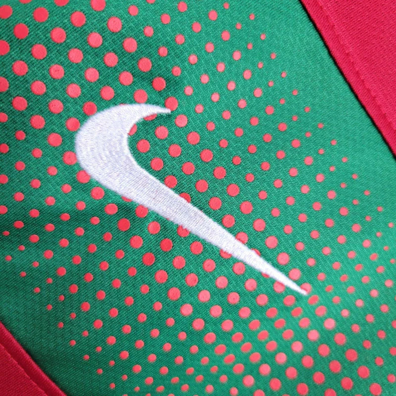 2010 Retro Portugal Heimtrikot