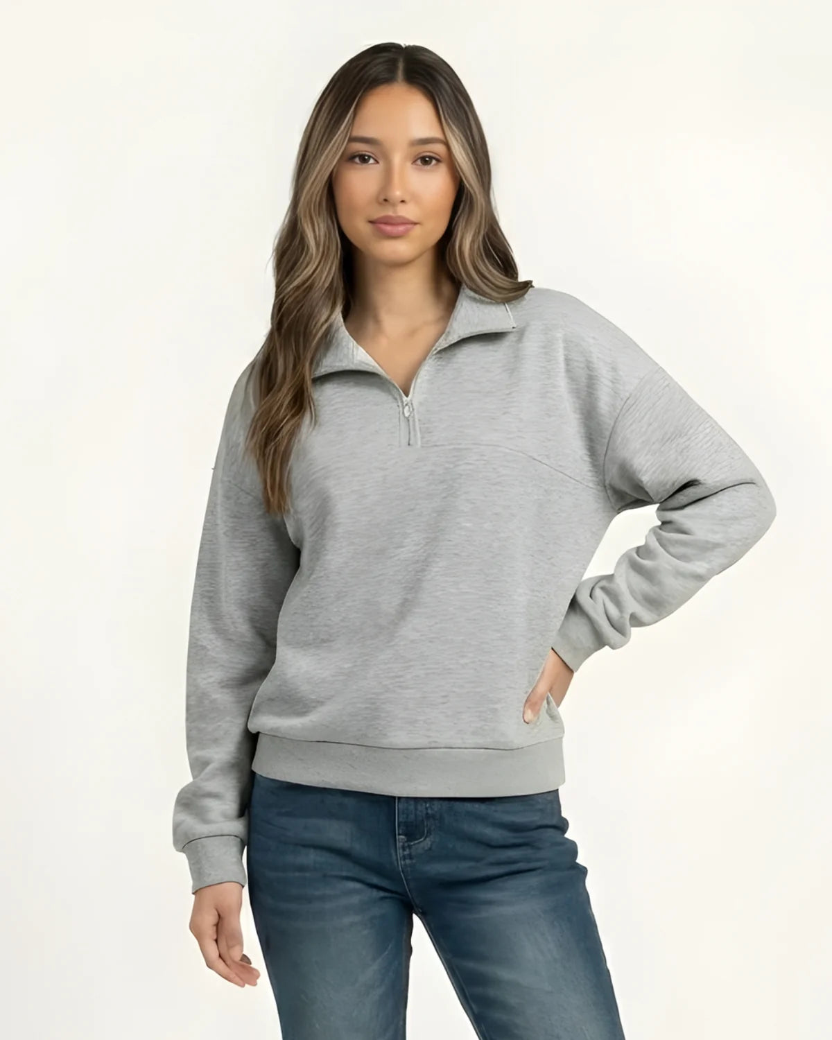 HALFMOON ZIP SWEATER