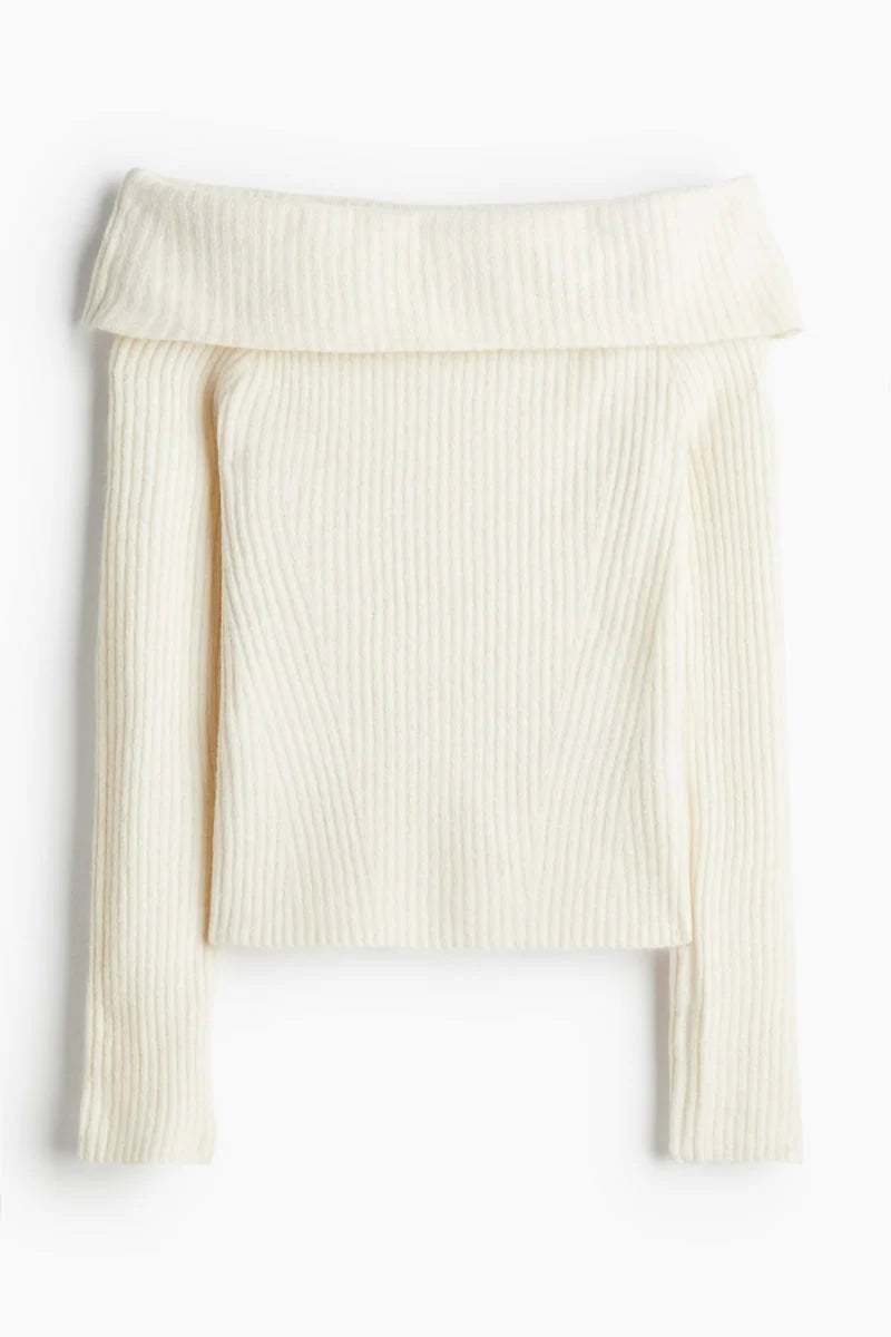 OFF-THE SHOULDER SWEATER