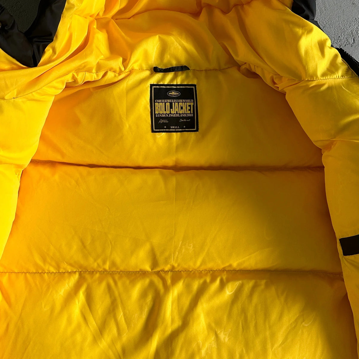 „CRTZ-Bolo“ Jacke Schwarz