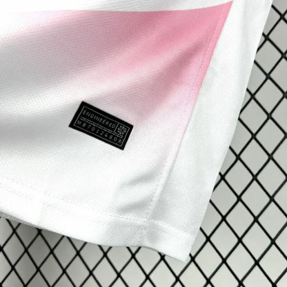 Barcelona "Pink Wave" Limited Trikot
