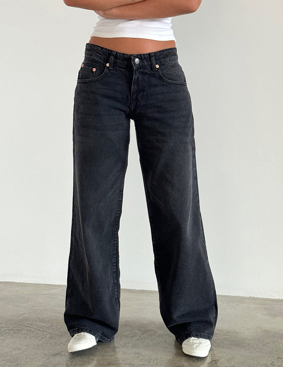 MIA LOW-RISE JEANS WOMAN